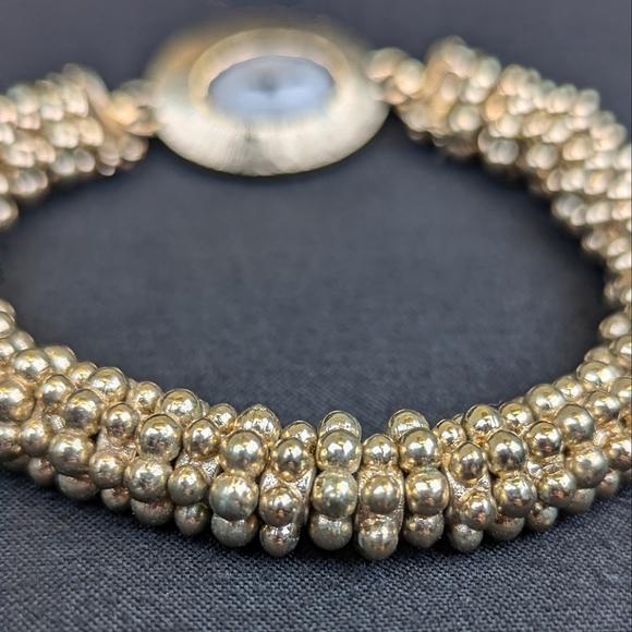 Vintage Gold Beaded Bracelet Sapphire Resin Rhinestone Charm on Stretch Cord - Picture 3 of 5